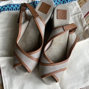 Tory Burch wedges size 6 with dust bag